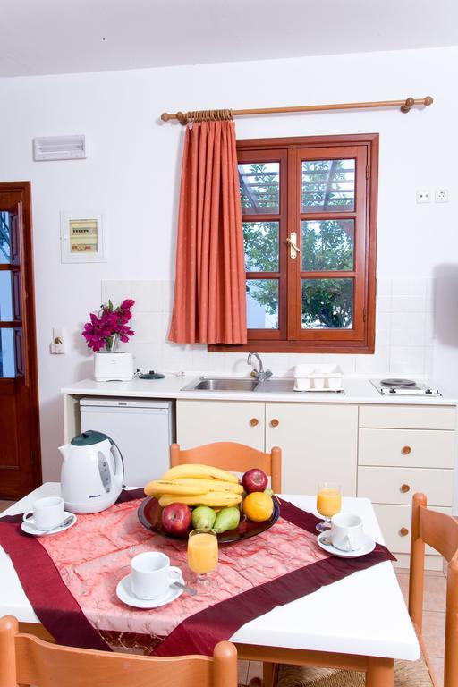 Anastasia Studios Lindos Zimmer foto